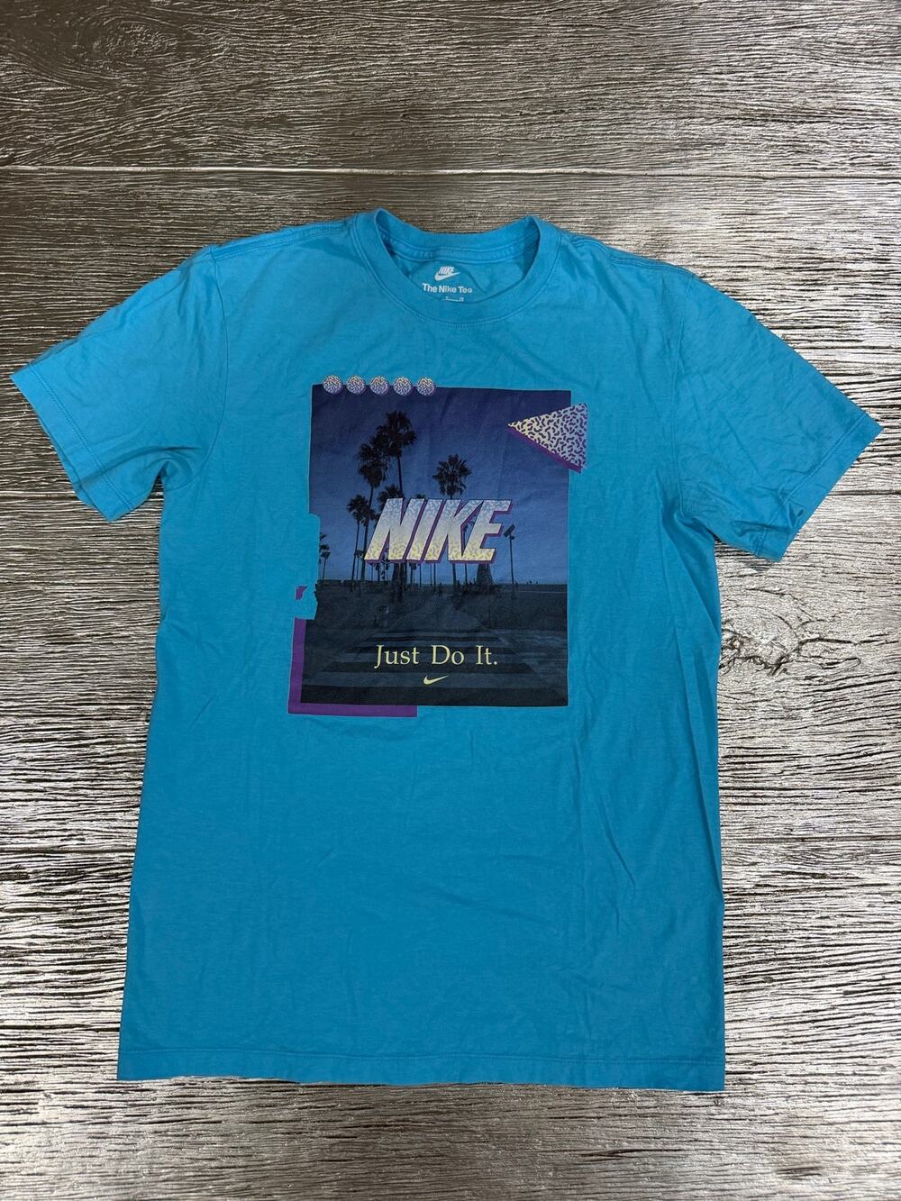 Nike Graphic Tee Blue men’s size S